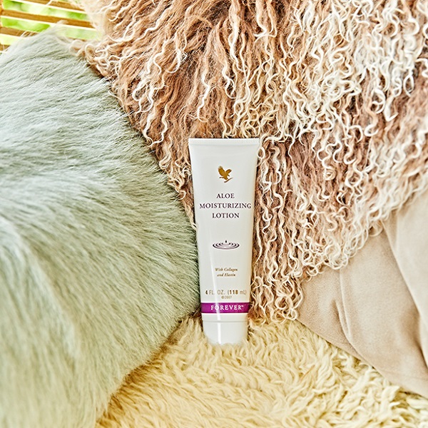 کرم مویسچرایزینگ لوشن فوراور